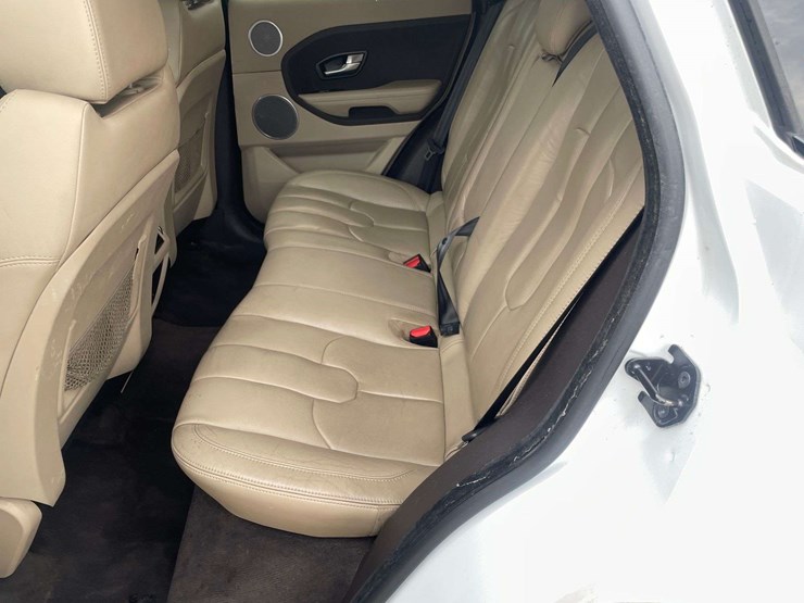 2013-land-rover-range-rover-image-14