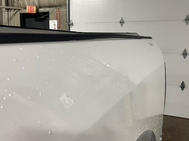 2012-dodge-3500-image-111