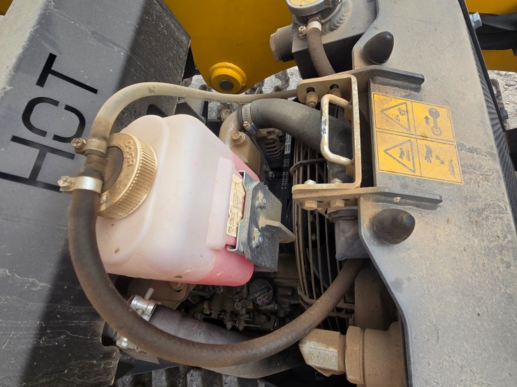 2023-new-holland-c314-image-21