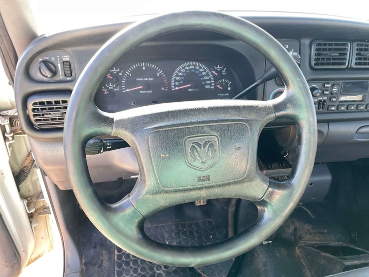 2001-dodge-ram-3500-image-12