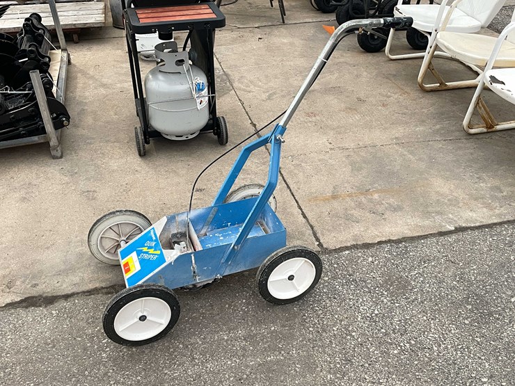 #7014-•-pioneer-quick-striper-(o3)-image-1