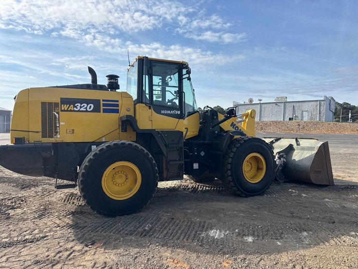 2018-komatsu-wa320-8-image-10