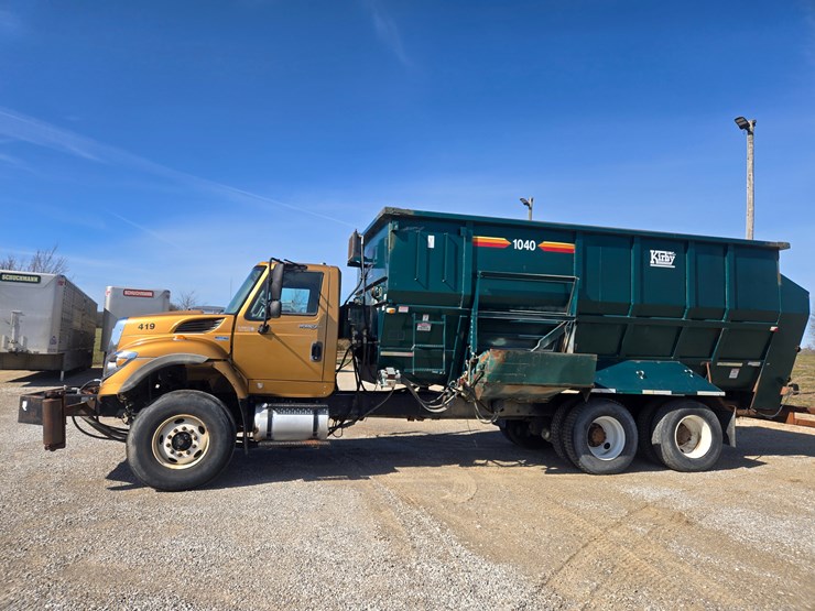 2013-international-workstar-7400-image-6