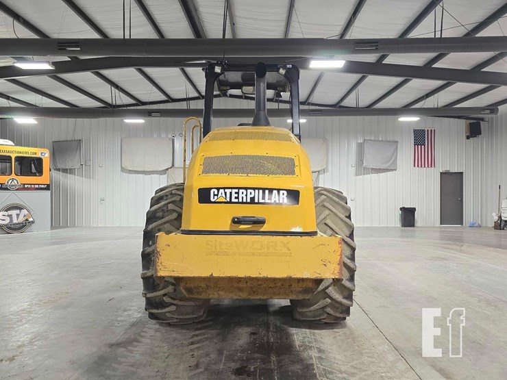2012-caterpillar-cp56-image-8