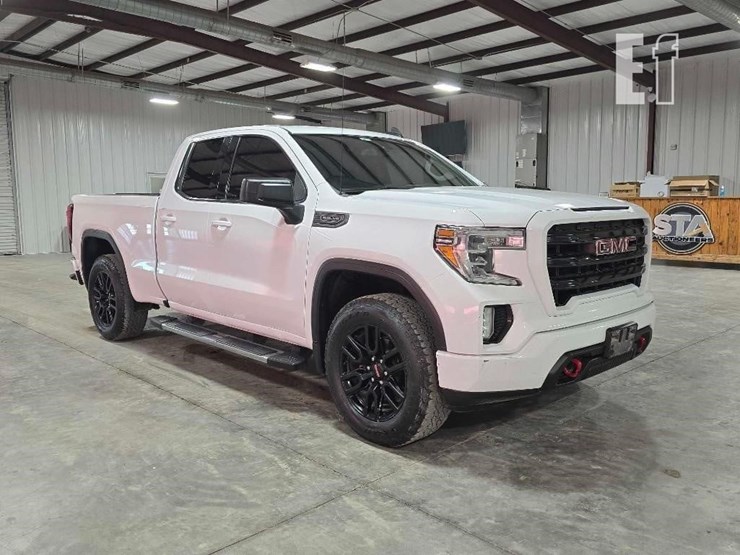 2021-gmc-sierra-1500-image-2