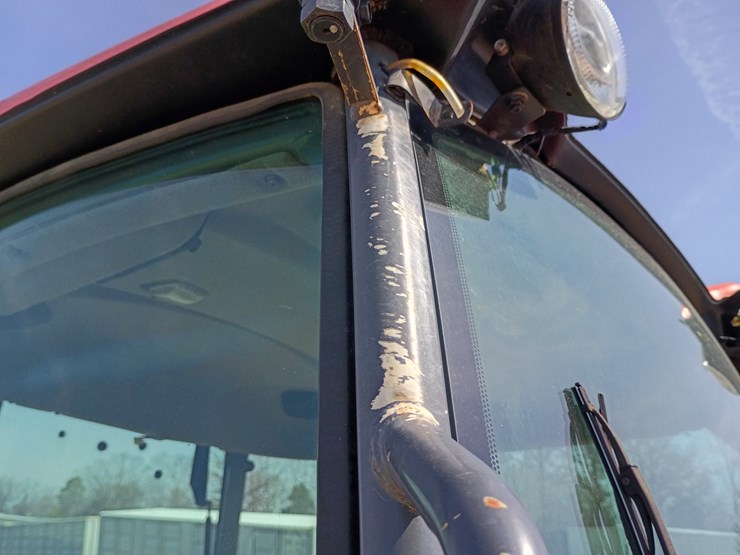 2019-kubota-m7060-image-85