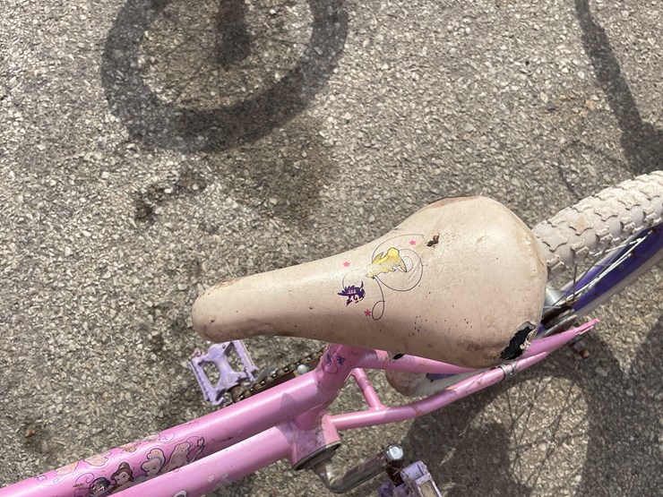 #7075-•-(5)-kid-bikes-(o3)-image-13