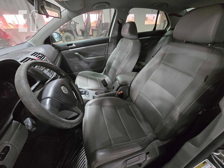 2007-volkswagen-jetta-image-9