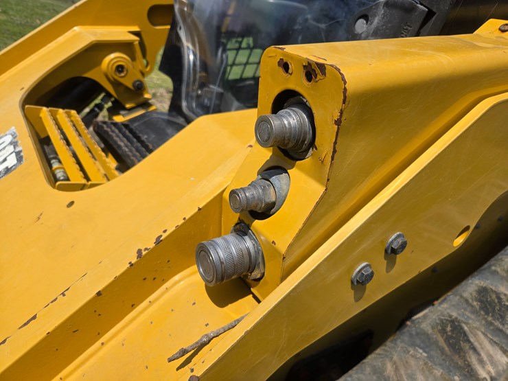 2018-caterpillar-299d2-image-74