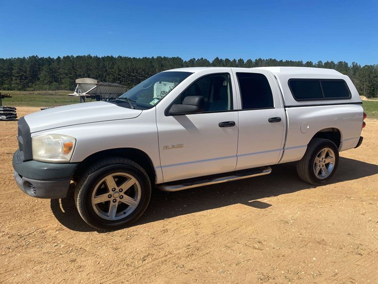 2008-dodge-ram-1500-image-1
