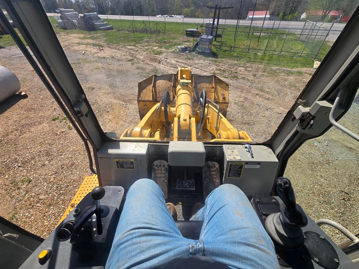 2004-deere-755c-image-48