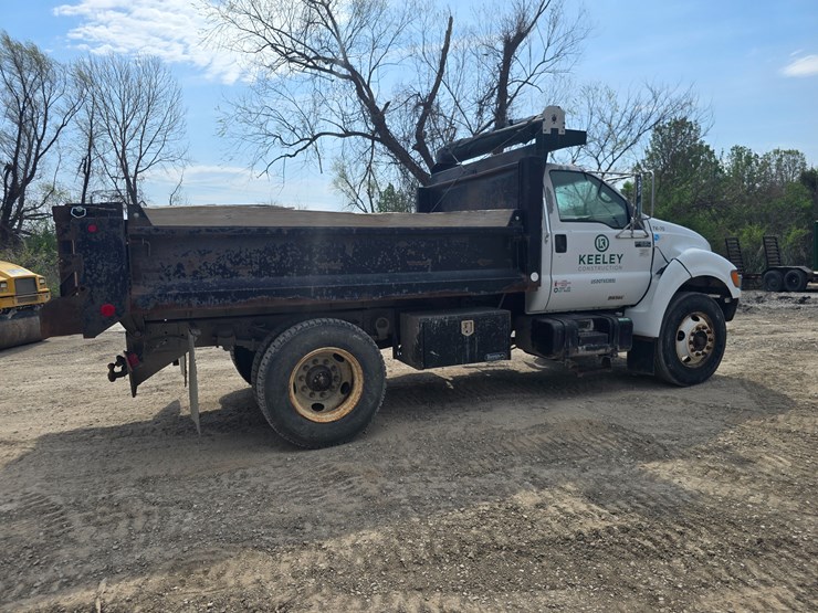 2000-ford-2000-image-16