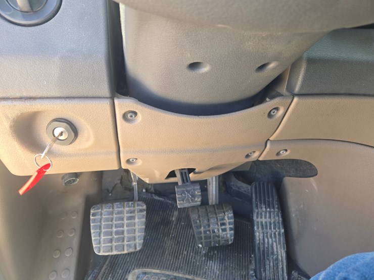 2014-freightliner-cascadia-125-image-72