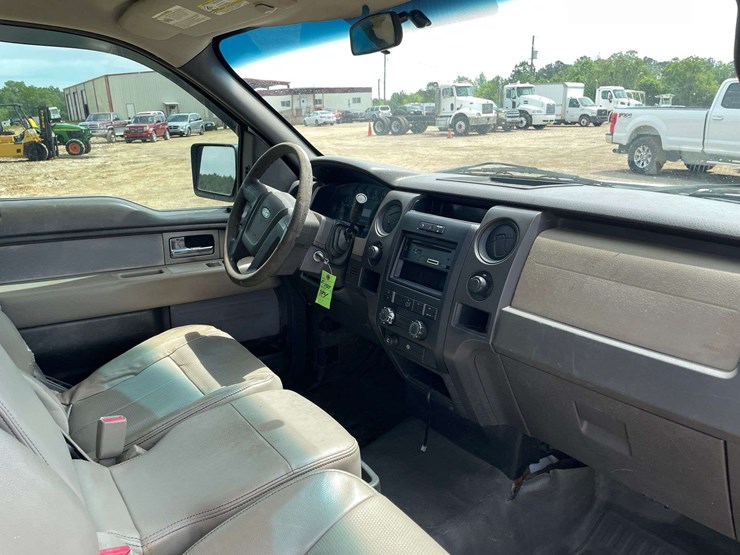 2010-ford-f150-image-17