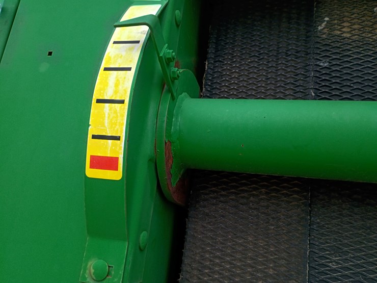 john-deere-458-image-14