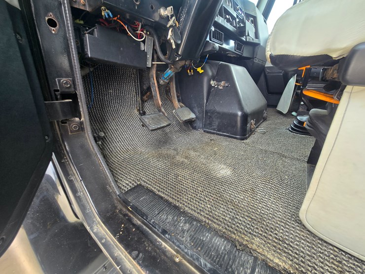 1990-international-4900-image-120