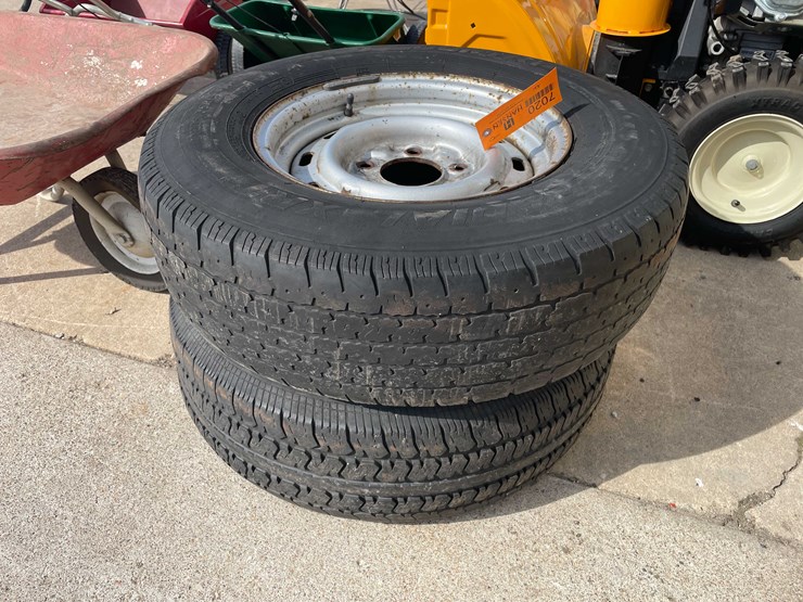 #7020-•-(2)-5-lug-15"-wheels-(o3)-image-1