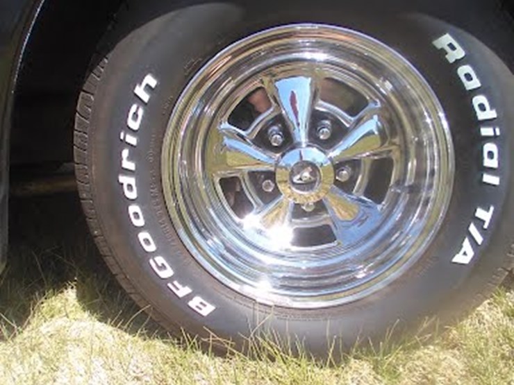 chevrolet-suburban-image-37