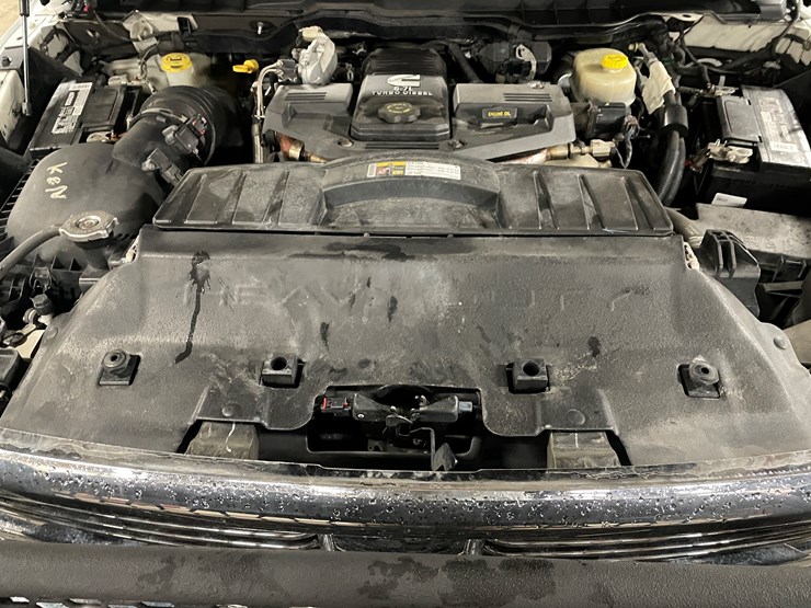 2012-dodge-3500-image-64