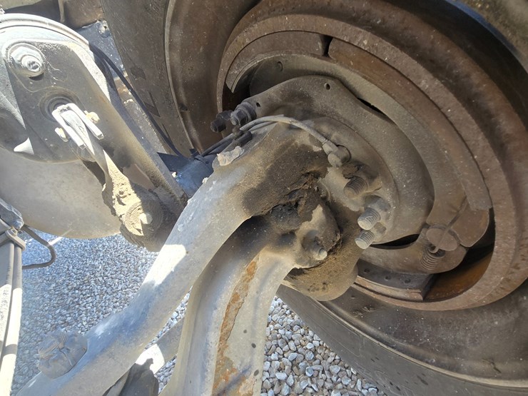 2016-peterbilt-579-image-34