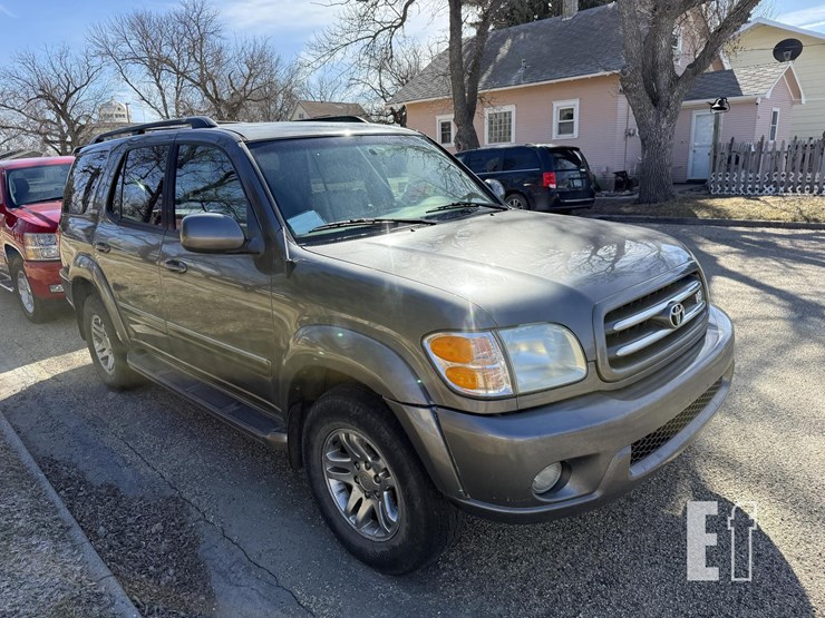 2009-toyota-sequoia-image-5