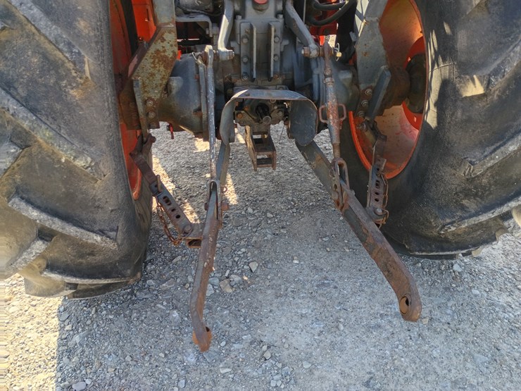 2001-kubota-l4300-image-39