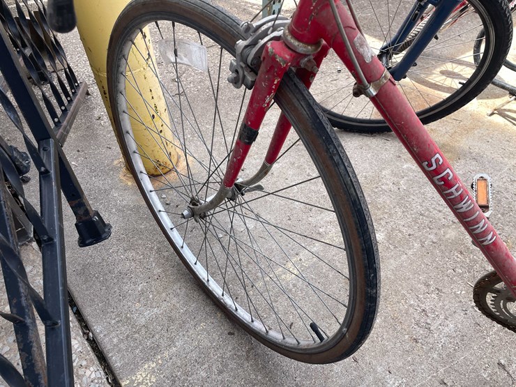 #7072-•-schwinn-traveler-bike-(o4)-image-5