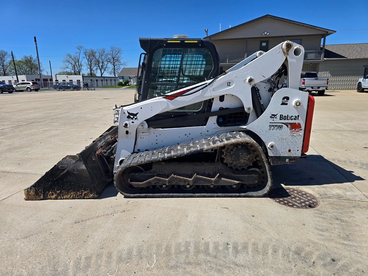 2020-bobcat-t770-image-4