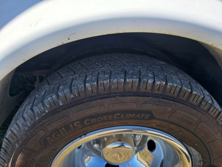 #22618-•-2008-ford-econoline-van-image-54