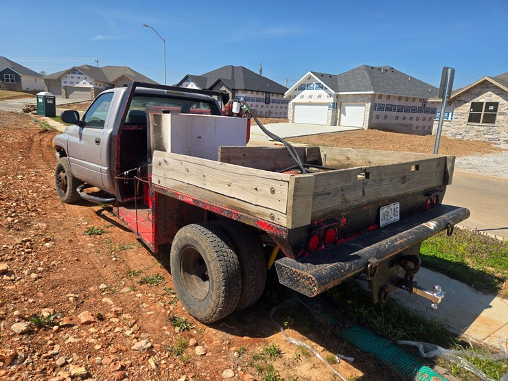 2000-dodge-ram-3500-image-10