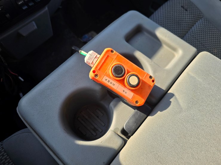 2016-ford-f550-image-48