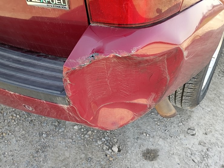 2010-chevrolet-tahoe-image-103