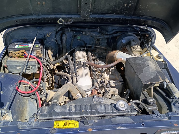 1993-jeep-wrangler-image-18