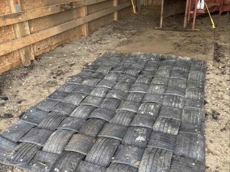 6’x10’-non-slip-cattle-mat-2465-image-1