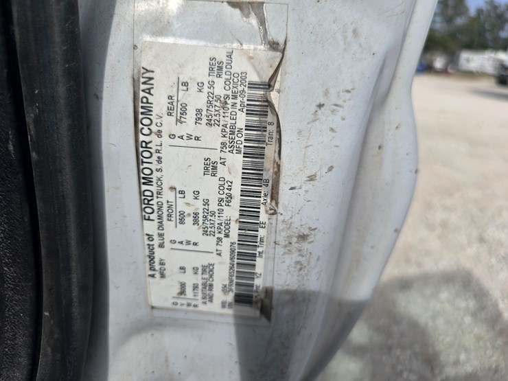 2004-ford-f650-image-63