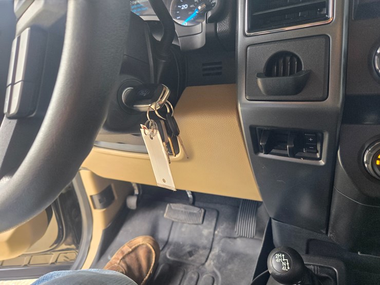 2020-ford-f550-image-87