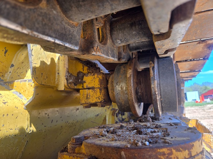 2001-caterpillar-953c-image-85