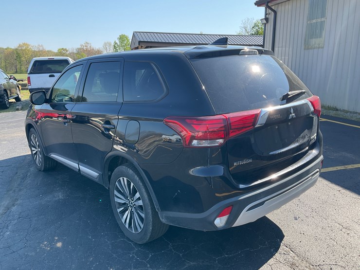 2019-mitsubishi-outlander-image-4