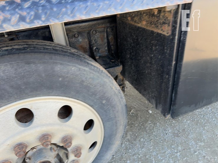 1999-kenworth-t800-image-18