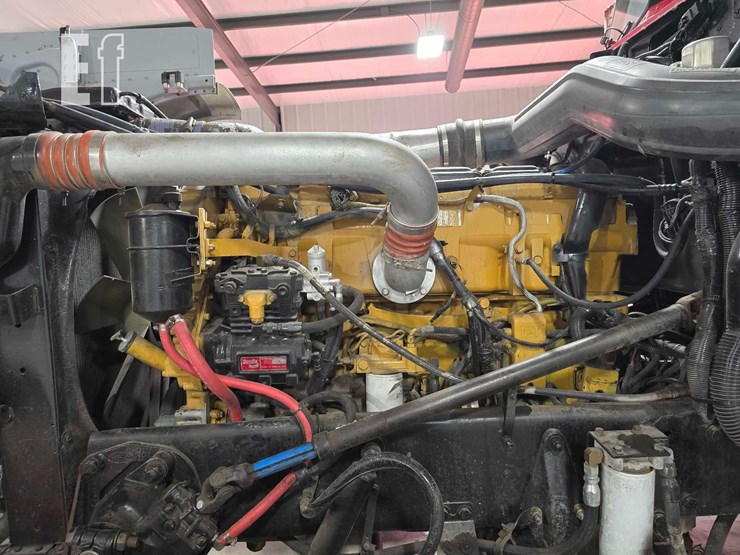 2002-peterbilt-378-image-24