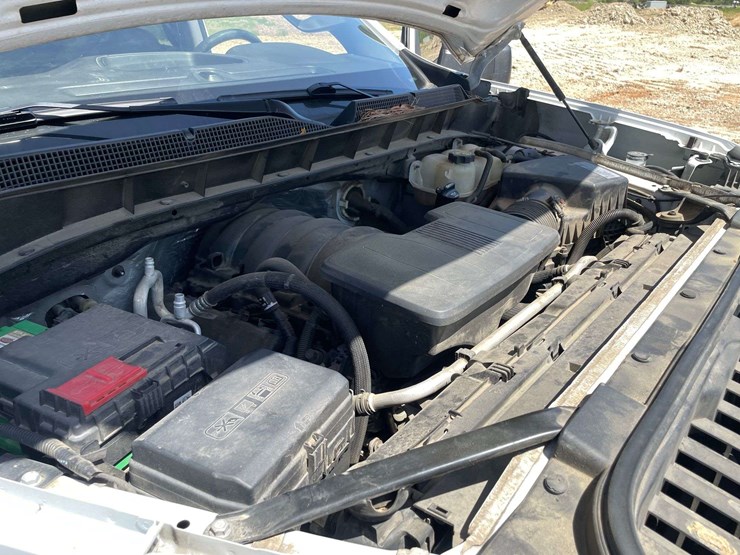 2019-chevrolet-silverado-1500-image-8