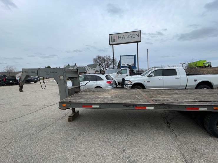 #1460-•-1987-redi-haul-gooseneck-trailer-(has-wi-title)-(of)-image-12