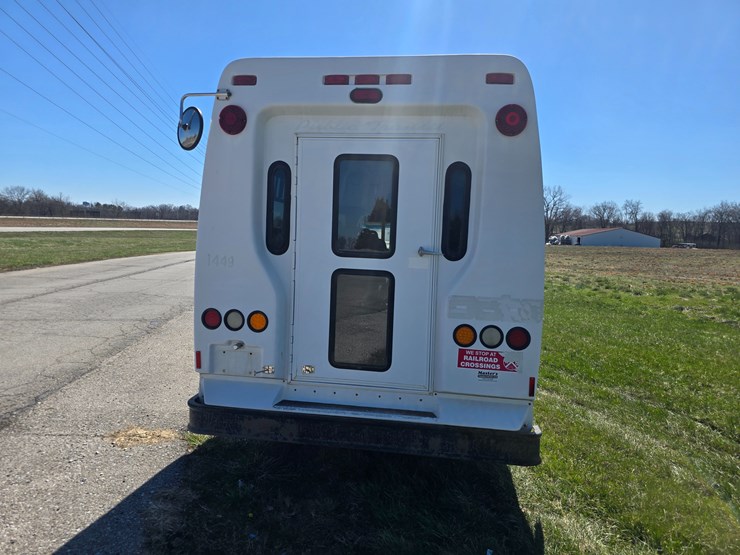 #22618-•-2008-ford-econoline-van-image-10