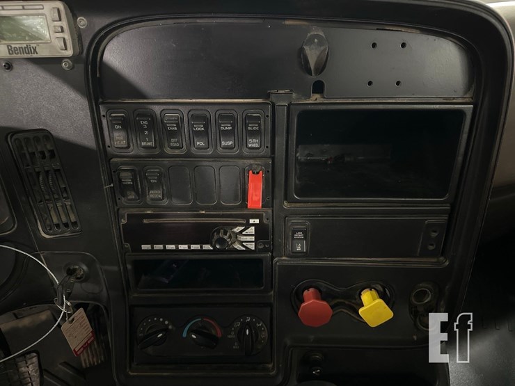 2017-international-prostar-image-20