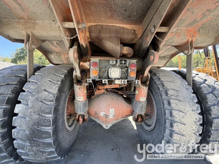 2006-hitachi-eh750-3-image-14