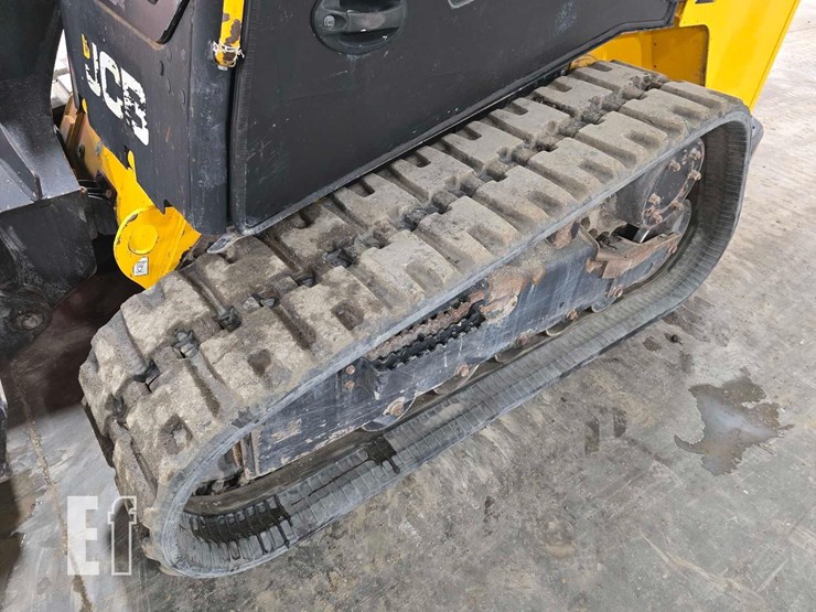 2021-jcb-3ts-8t-image-26