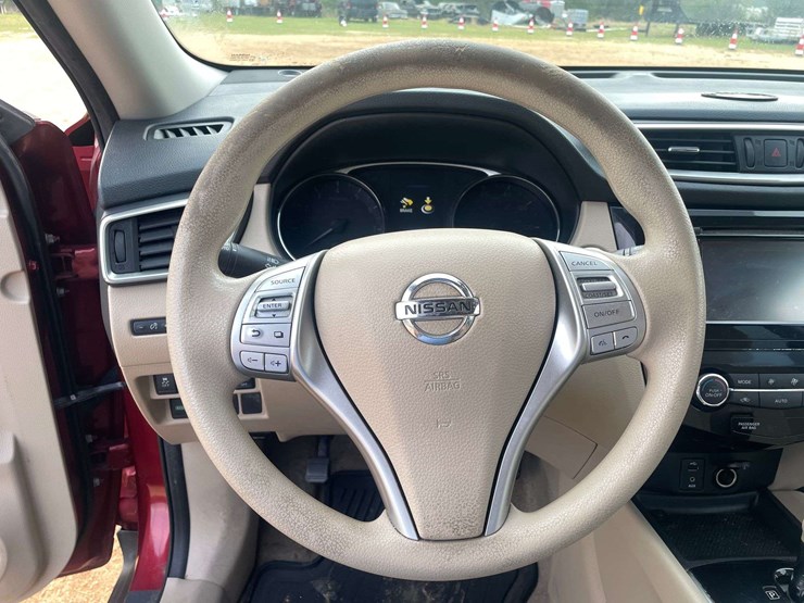 2015-nissan-rogue-image-12