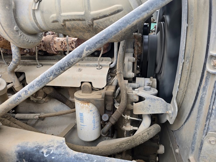 #22591-•-2007-mack-cv713-granite-roll-off-truck-image-33