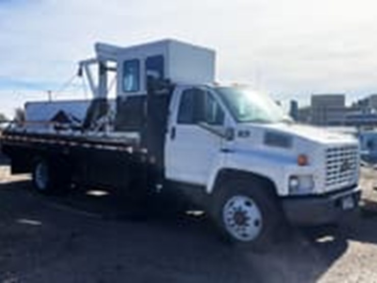 2005-chevrolet-kodiak-c6500-image-3