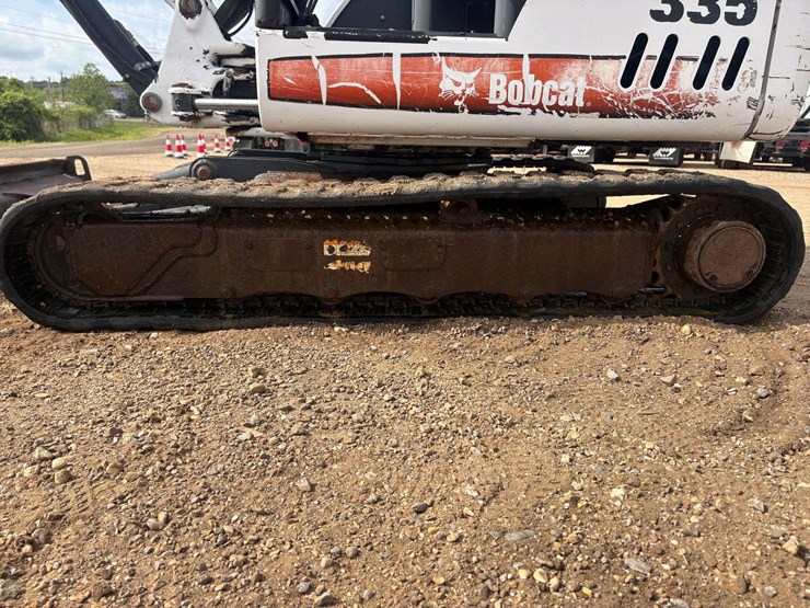 2007-bobcat-335-image-28